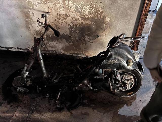 18秒飙到900℃!杭州人赶紧自查:不准入户!不准入户!不准入户!