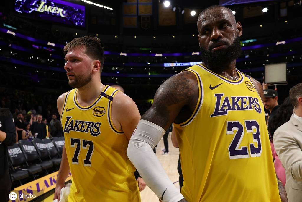 詹姆斯新决定让湖人犯难 特权保卫战恐演变成大交易?