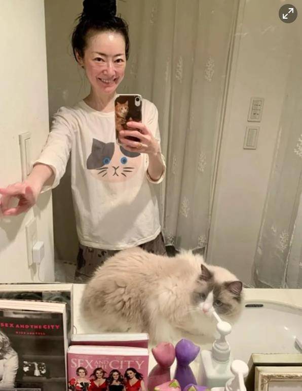日本女星疑似家中去世,遗体腐烂多日无人发现,年仅45岁