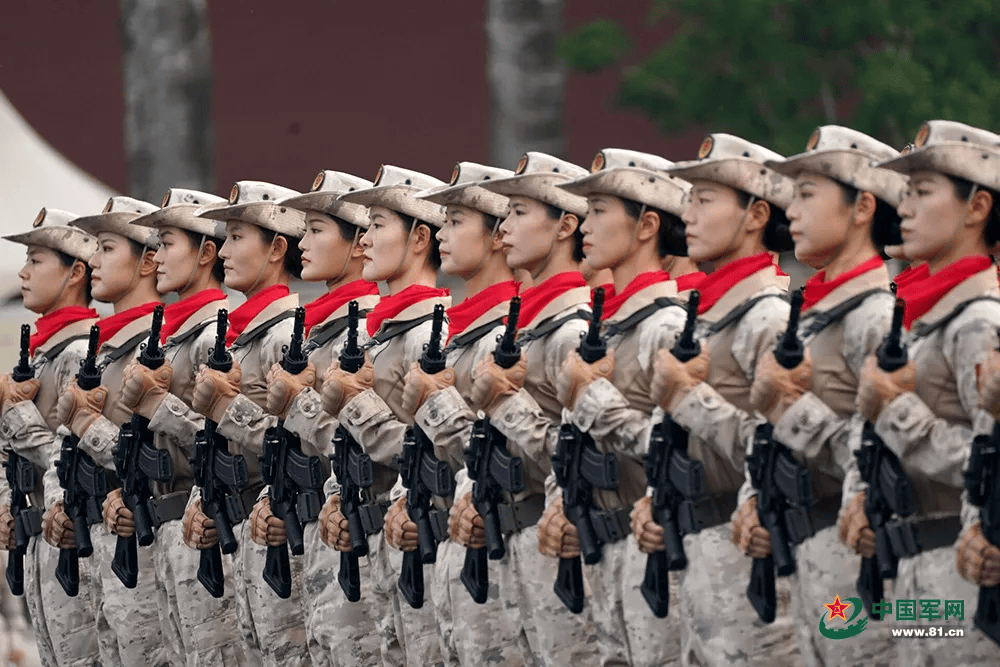 军事记者直击丨受阅部队已准备就绪