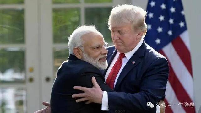 美印又悄悄靠近了,全世界哭笑不得