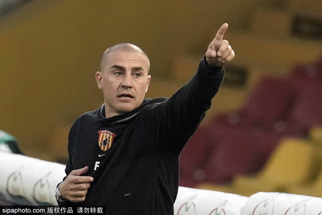 曝卡纳瓦罗参加国足主帅竞聘 已将报名材料发给中国足协