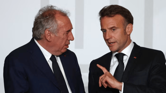 不到两年 第四位法国总理下台