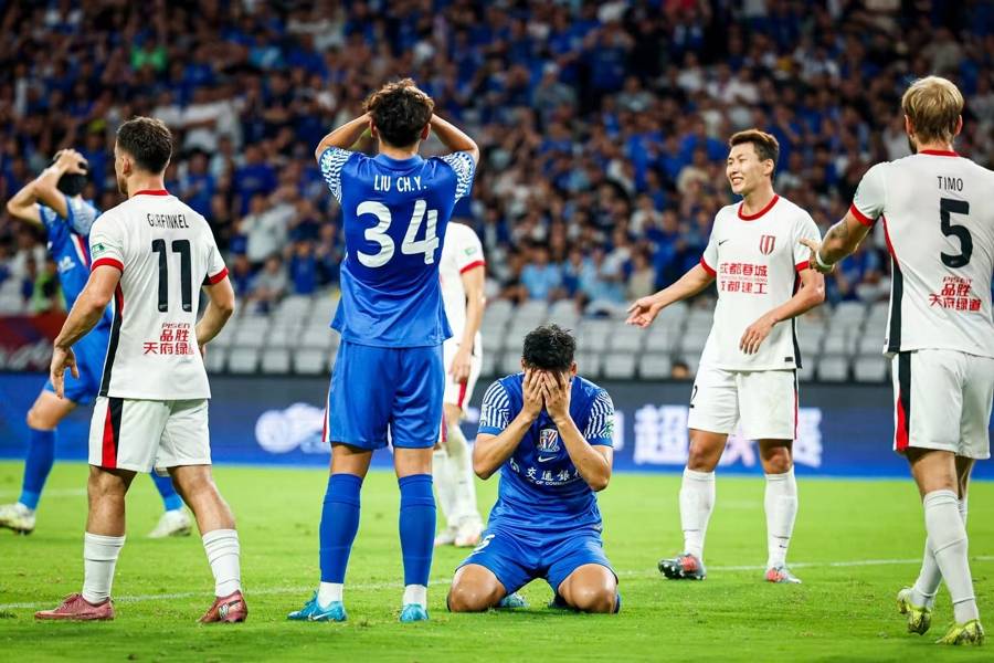 中超争冠形势明朗:国安已经掉队,申花希望渺茫,蓉城领先海港半个身位