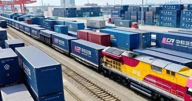 果然不服气：放行中欧班列后，波兰又开第二枪，中国接下挑战书