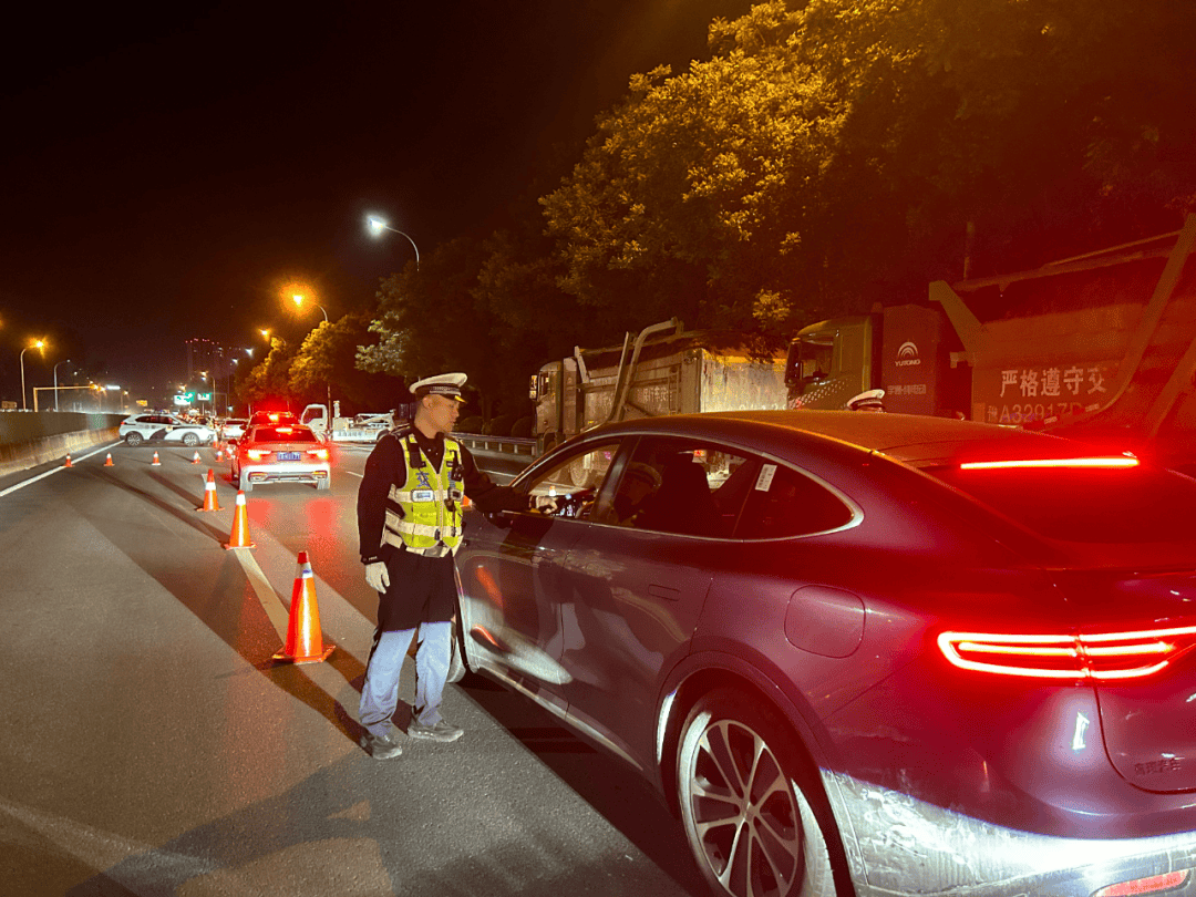郑州交警通报：豫ACT8663、豫VF71T6......“五一”假期落网！